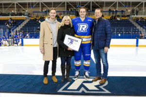Jesse Barwell UNIS Flyers ijshockey